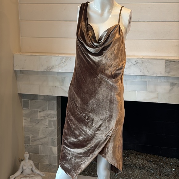 Michelle Mason Bias Bronze Velvet Cowl Neck Asymetric Mini Dresss Size 4 - Picture 3 of 13